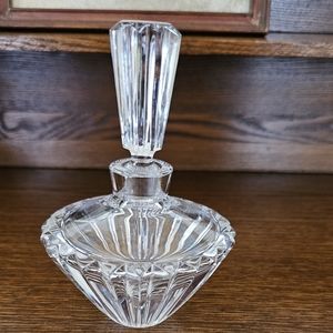 Art Deco Mikasa crystal perfume bottle. Perfect condition. Brilliant shape.